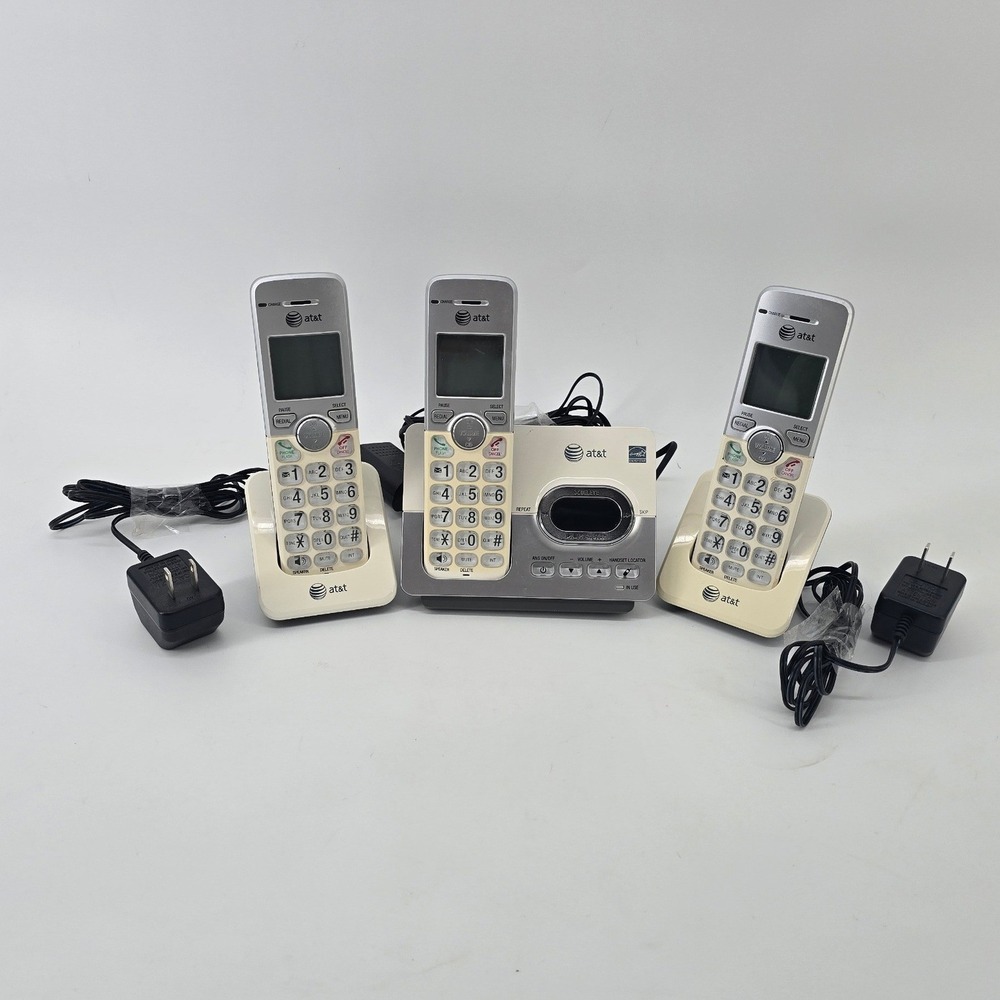 AT&T EL52303 DECT 6.0 Cordless Phone System 3 Handsets Silver Champagne